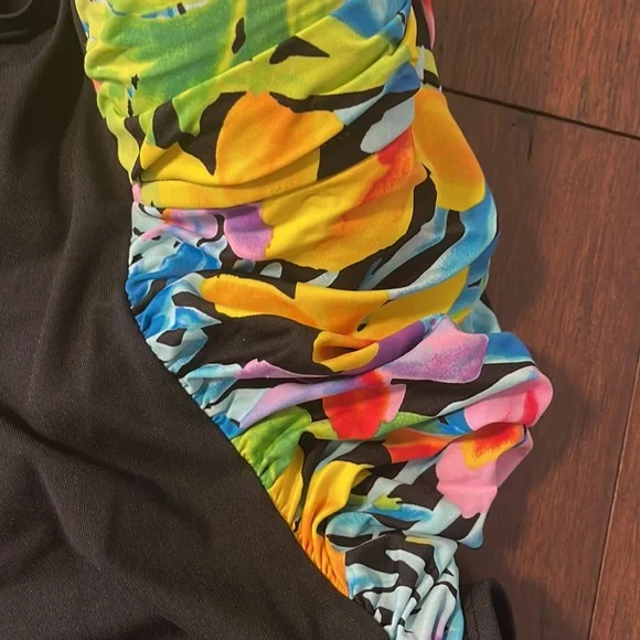 La blanca floral print one-pieces swimsuit - Picture 8 of 11